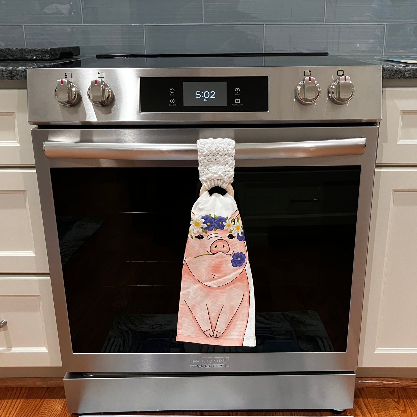 White Towel Holder,Displayed on Oven